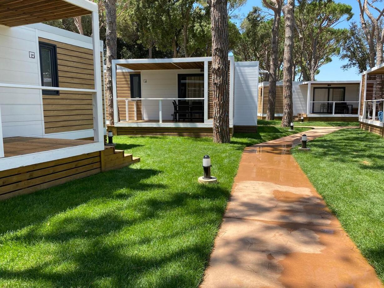 Deluxe Bungalow